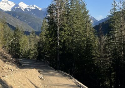 Mount Griffin RV Resort Forest Road Mountain backdrop